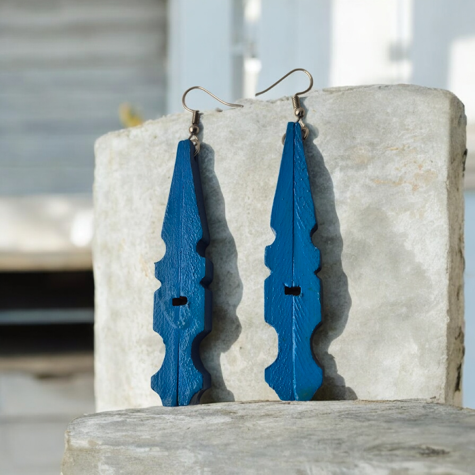 Pegs wooden blue earrings